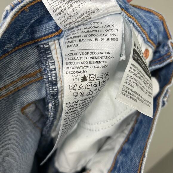 Levi's Wedgie Icon Fit Authentically Yours Jeans Distressed Denim Levis size 25 - Picture 6 of 7